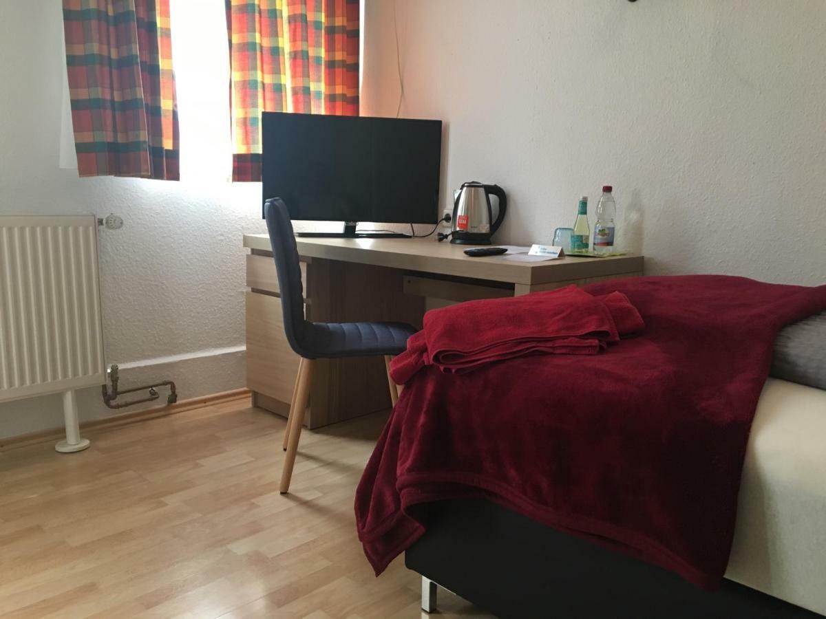 Hotel Lamm Stuttgart Waldenbuch Exterior foto